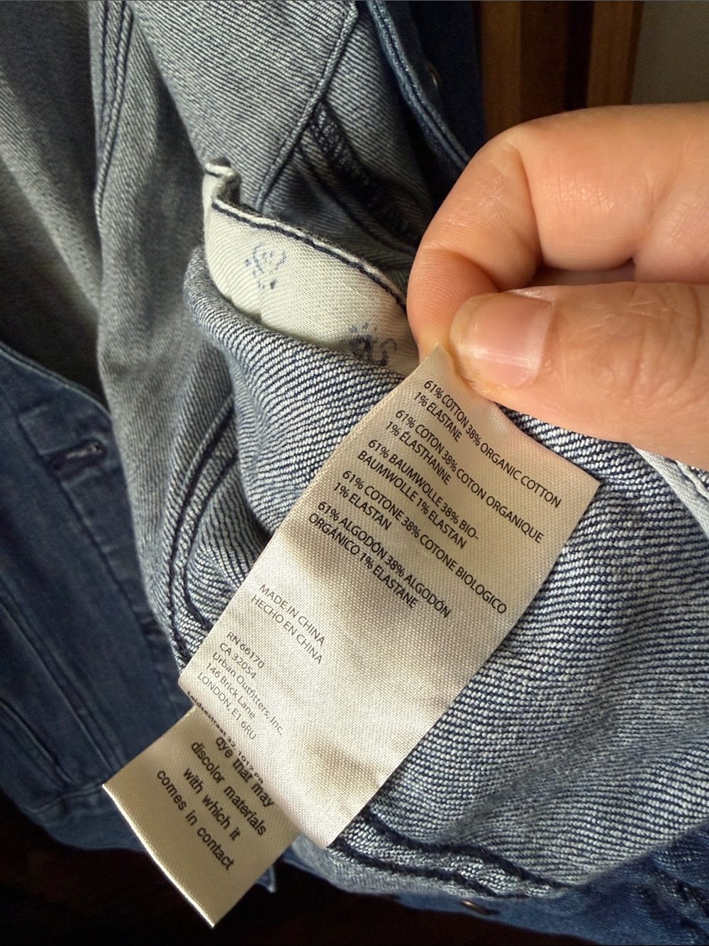 ANTHROPOLOGIE X Pilcro Farrah Relaxed Organic Cotton Denim Jacket. XS Run Big - Picture 6 of 10